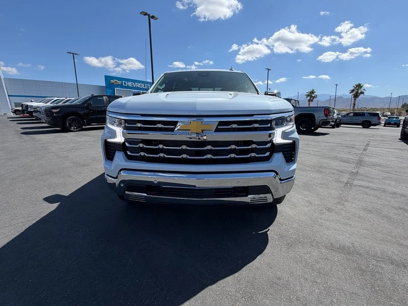2026 Chevrolet Silverado 1500 LTZ - Photo 8