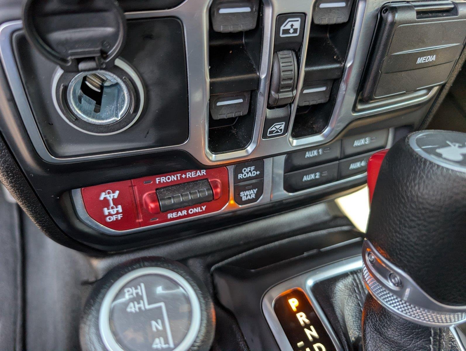 2025 Jeep Wrangler 4-Door Rubicon - Photo 21