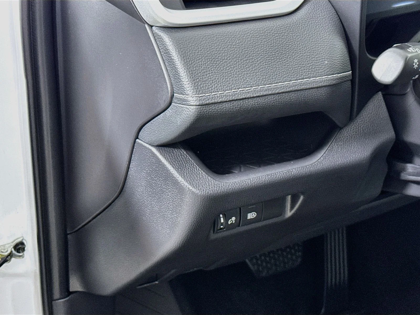 Certified Used 2025 White Toyota XLE image 9