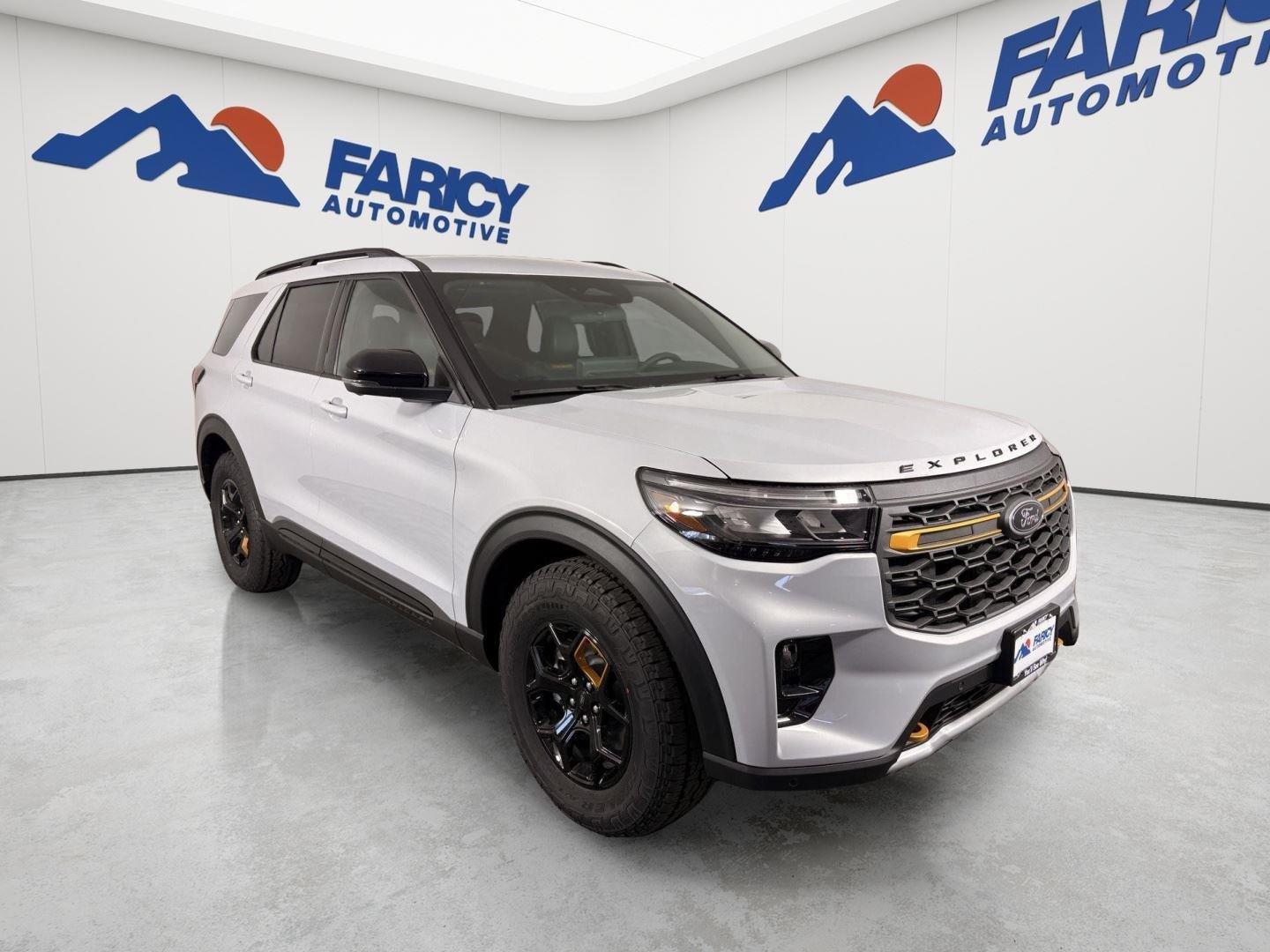 New 2026 Space White Metallic Ford Tremor® image 11