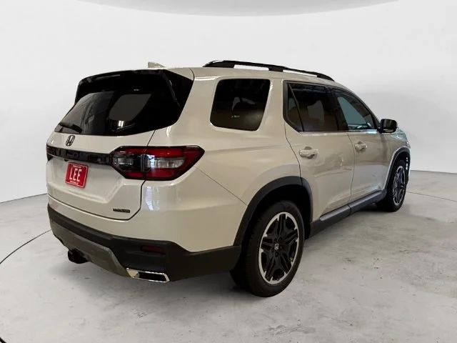 New 2026 White Honda Touring image 5
