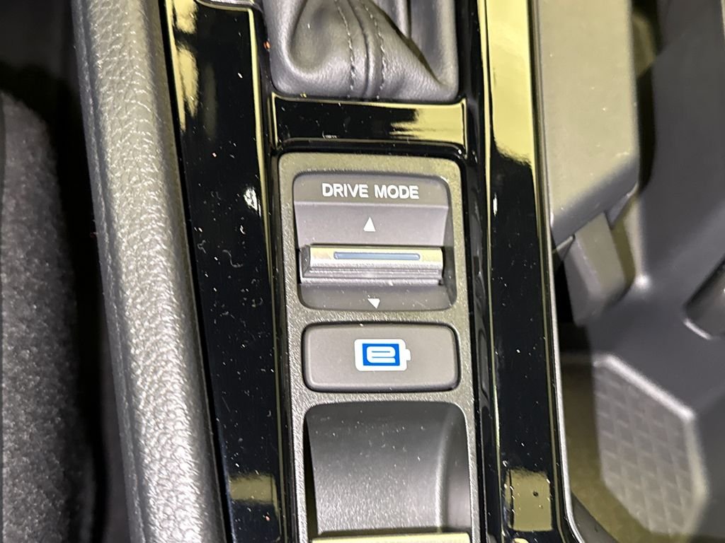 2025 Honda Accord Hybrid Sport-L - Photo 30