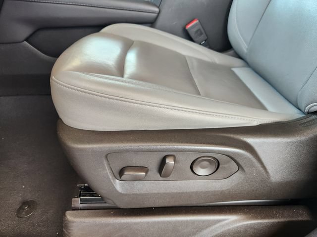 Used 2025 Black Chevrolet LT image 23
