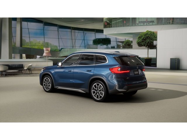 New 2027 0C7R Night Dusk Blue Metallic BMW xDrive28i image 2