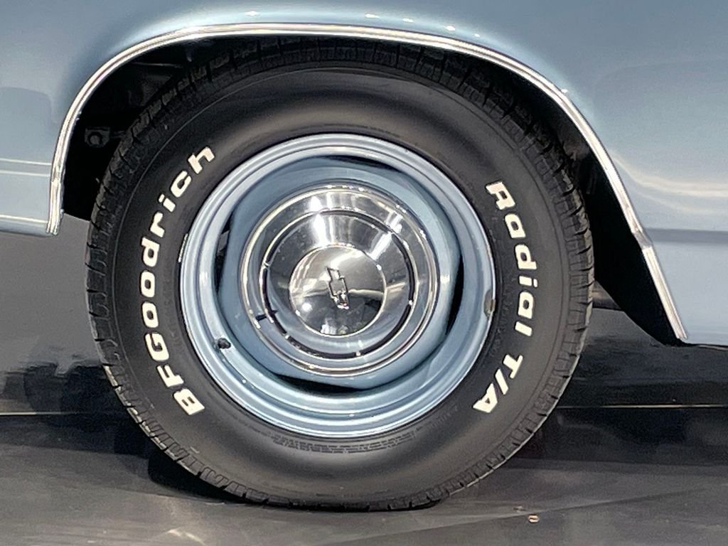 Used 1969 Blue Chevrolet  image 12