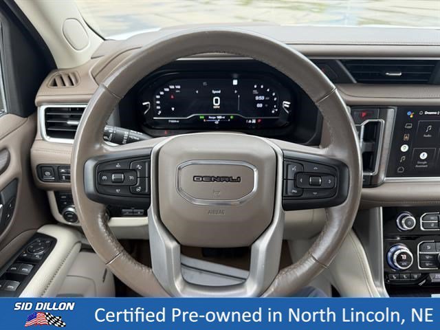 Used 2022 White Frost Tricoat GMC Denali image 12