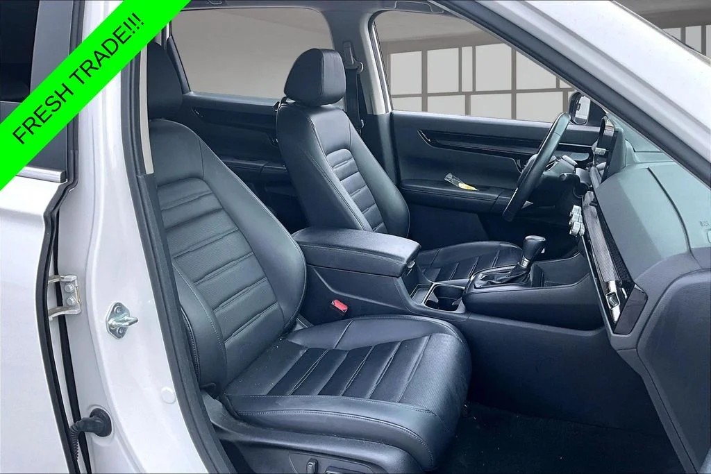 Used 2024 White Honda EX-L image 27