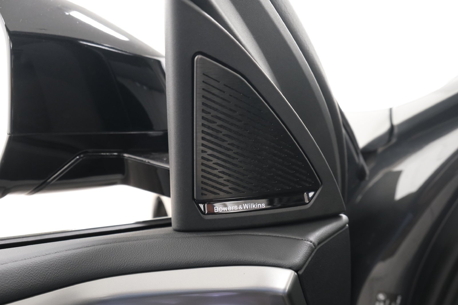 New 2027 Dravit Grey Metallic BMW  image 28