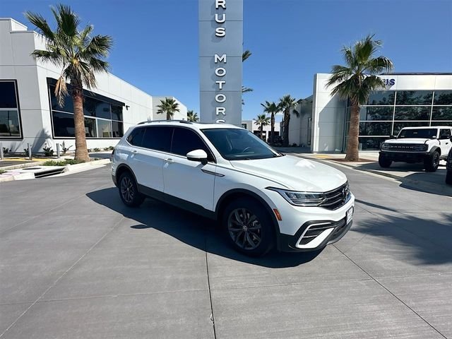 2022 Volkswagen Tiguan SE