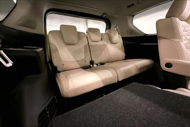 New 2026 Coulis Red Pearl/Super Black Nissan Platinum Reserve image 38