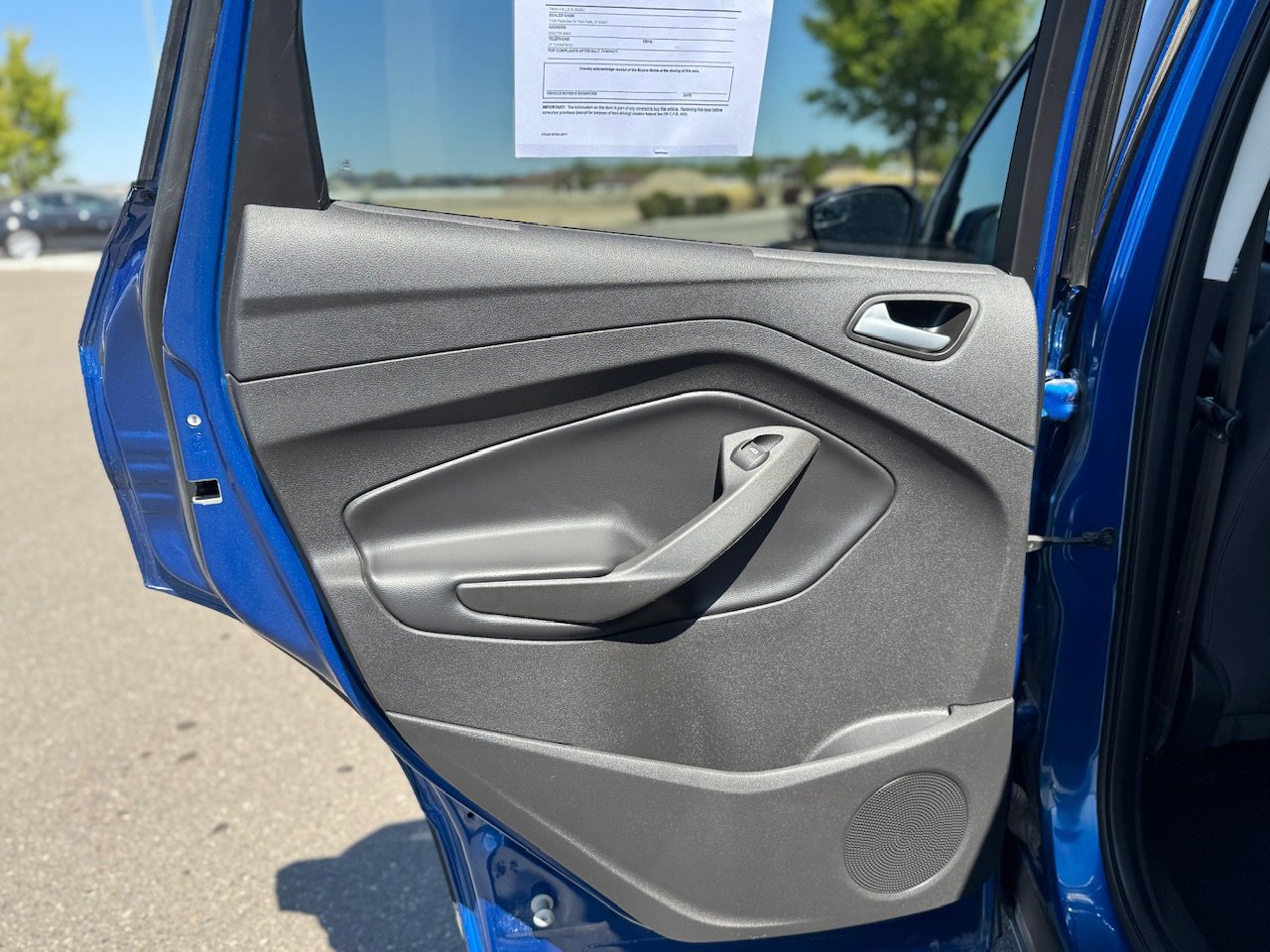 Used 2018 Lightning Blue Metallic Ford SE image 30