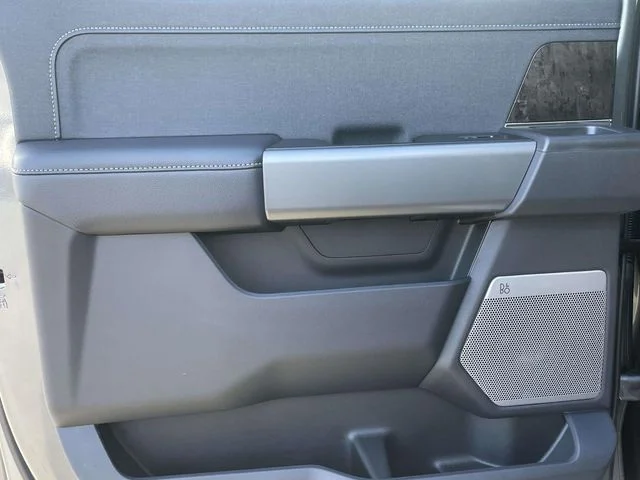 New 2026 Carbonized Gray Metallic Ford F-350® Lariat® image 10