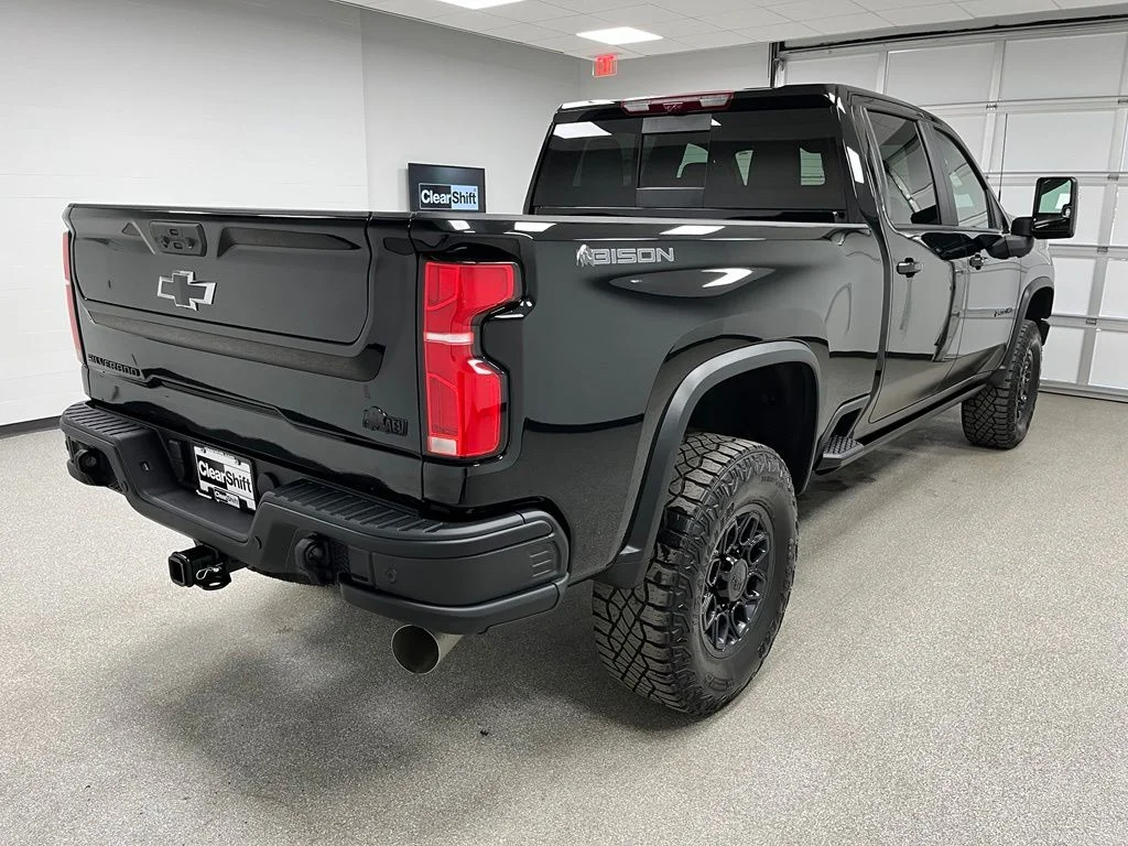 Used 2025 Black Chevrolet ZR2 image 10