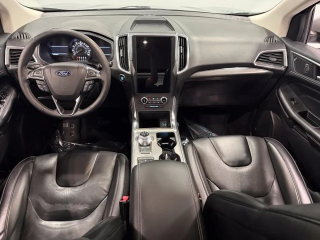 Used 2022 Silver Ford Titanium image 26