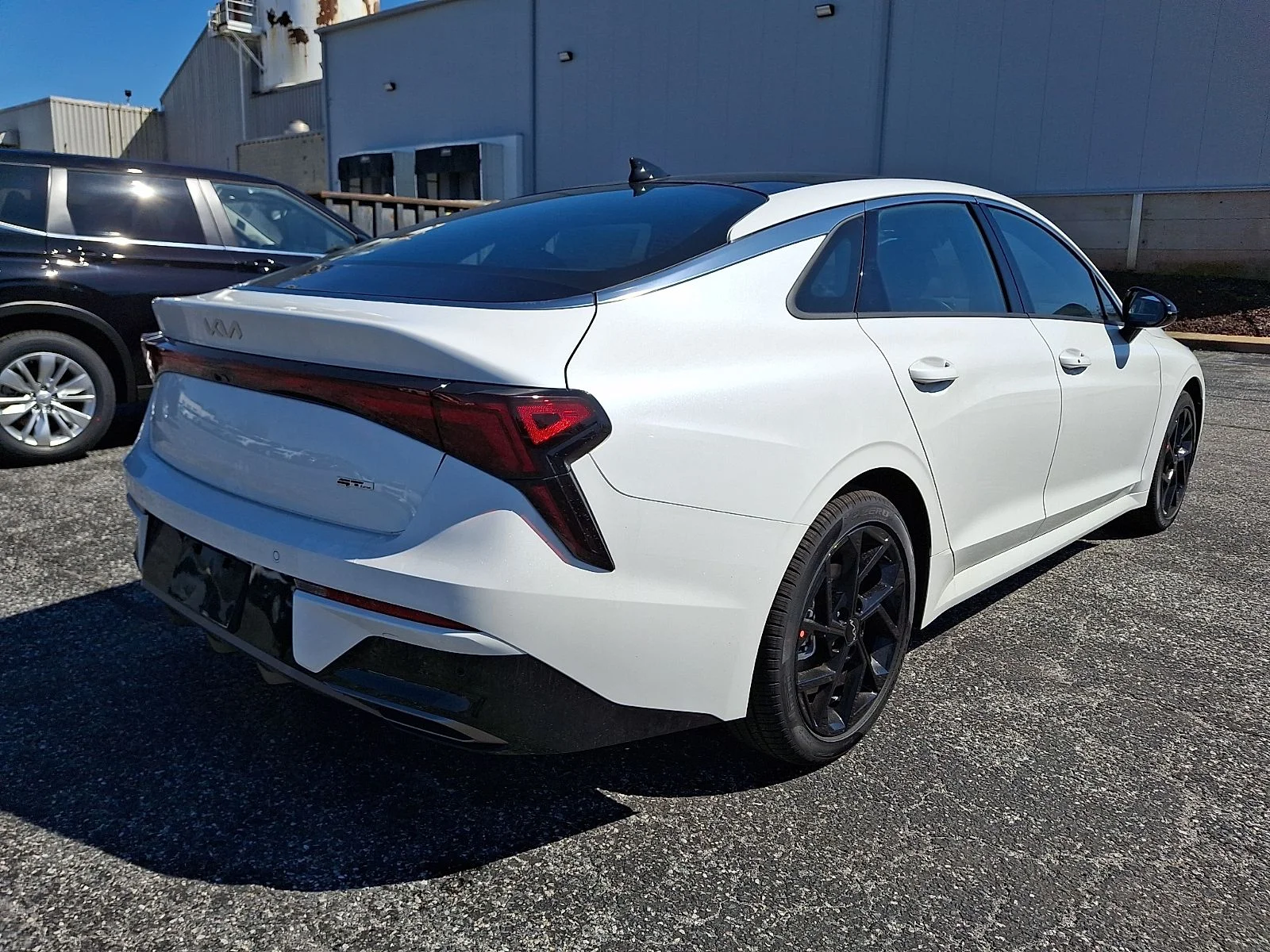 New 2026 White Kia GT-Line image 7
