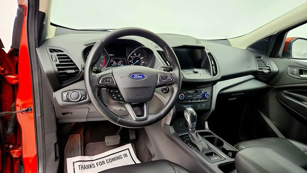 Used 2019 Sedona Orange Metallic Ford SEL FWD image 11