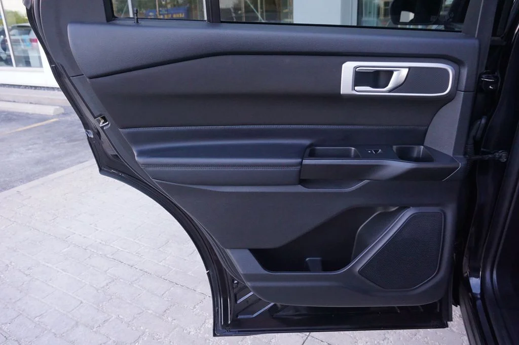 Used 2020 Black Ford XLT image 28