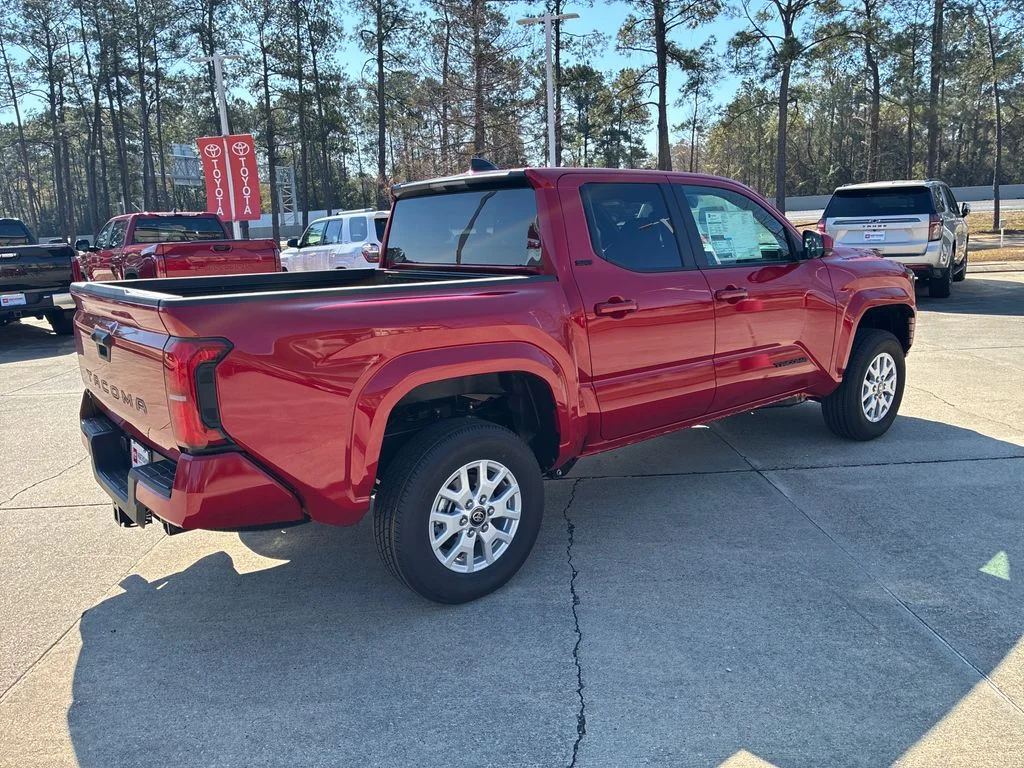 2026 Toyota Tacoma SR5 - Photo 7