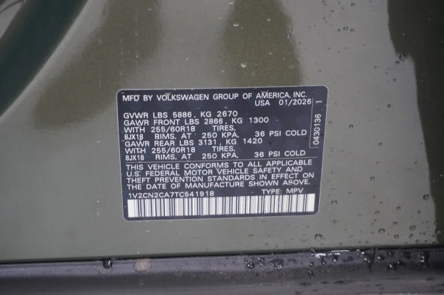 New 2026 Avocado Green Pearl Volkswagen 2.0T Peak Edition image 39