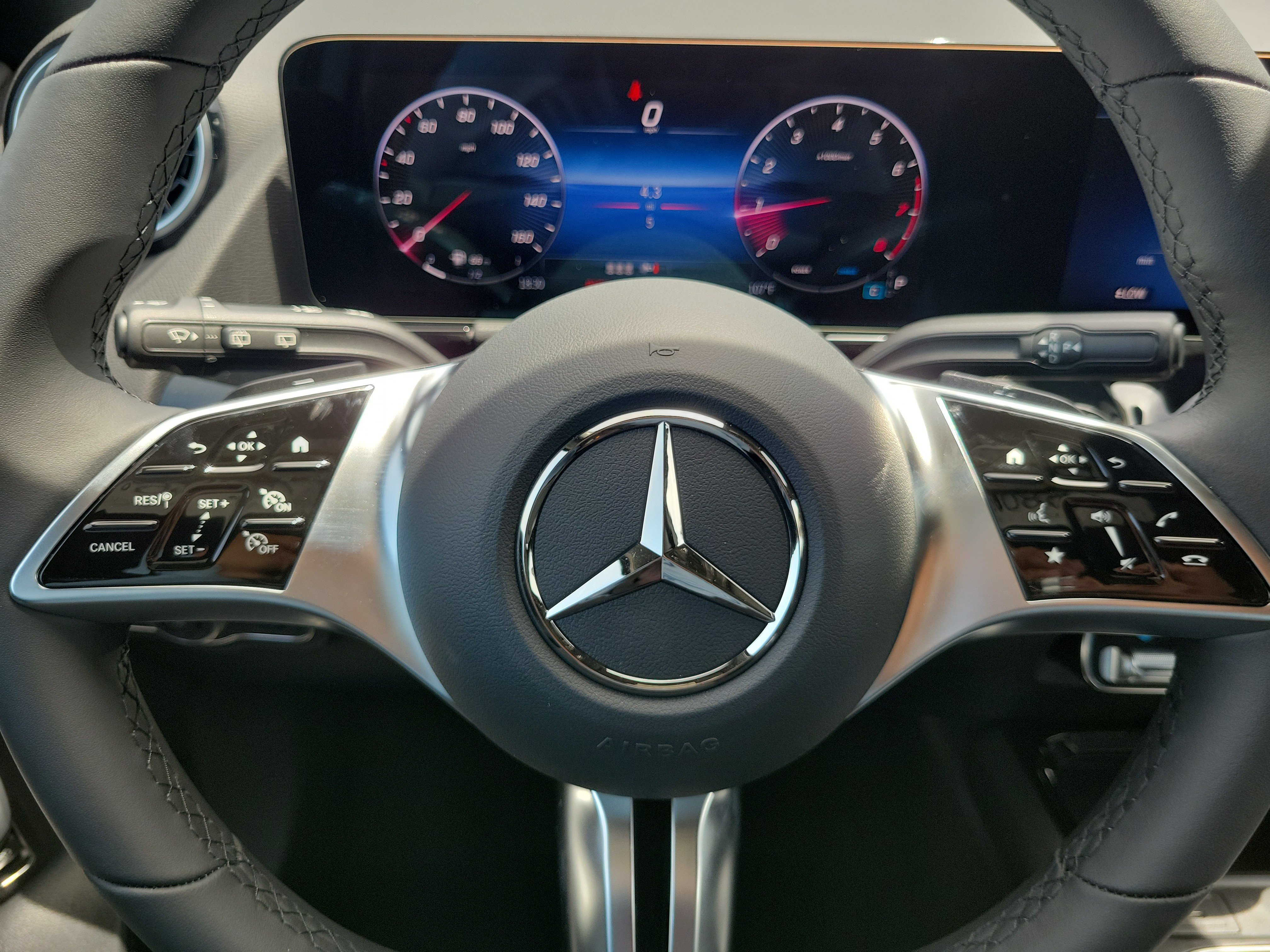 New 2026 Mountain Grey Metallic Mercedes-Benz GLA 250 image 55