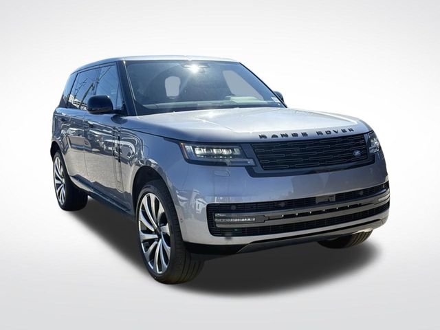 New 2026 Eiger Grey Land Rover SE image 10