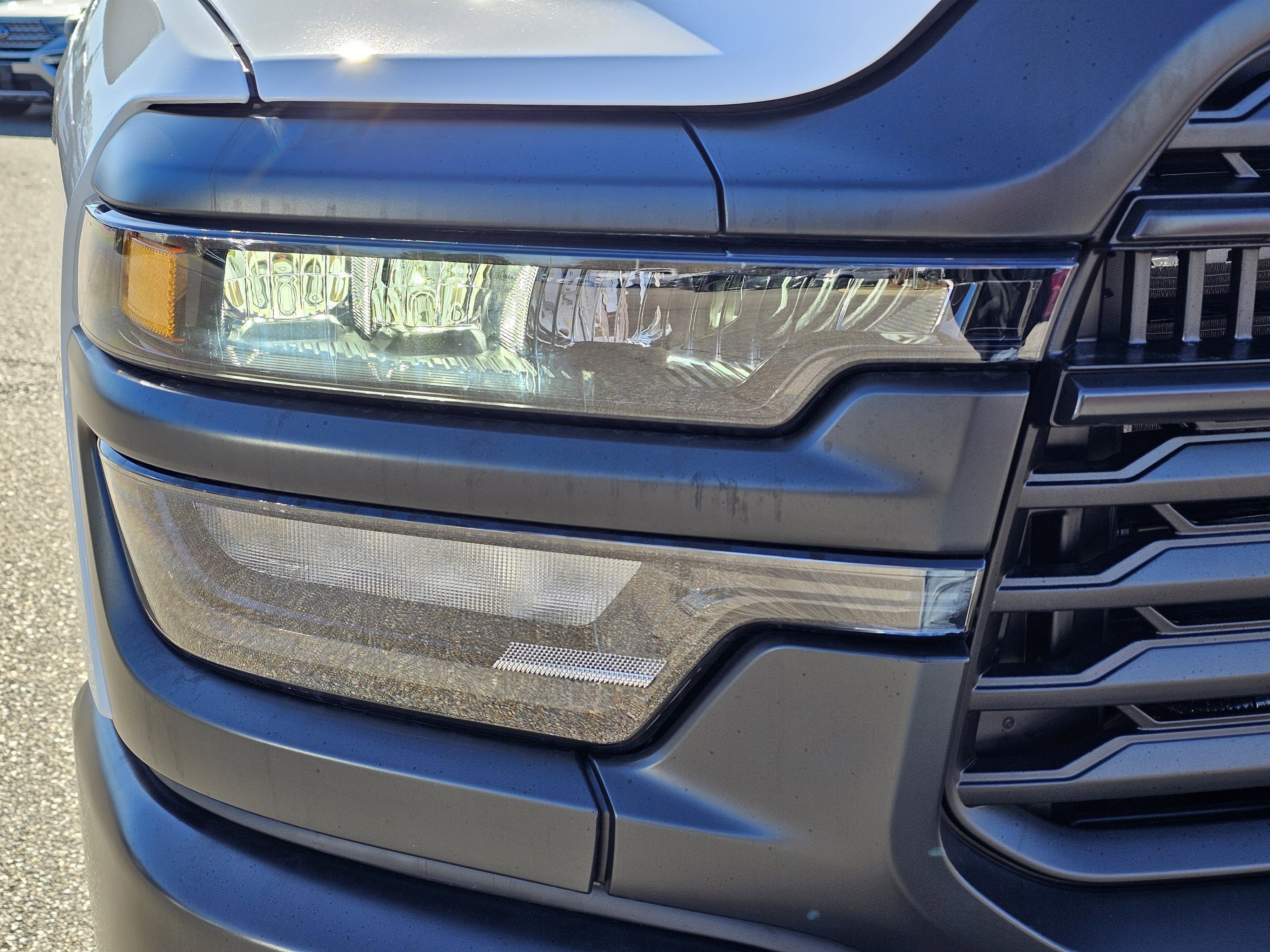2025 RAM 2500 Tradesman - Photo 4