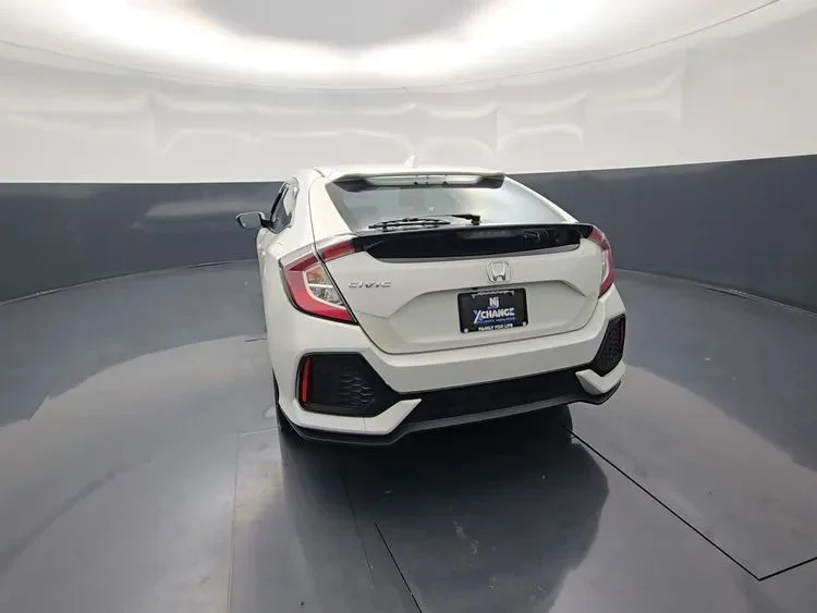 Used 2019  Honda LX Hatchback 4D image 20