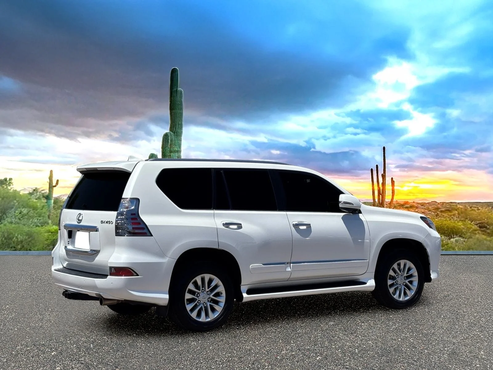 Used 2019 Starfire Pearl Lexus 460 image 4