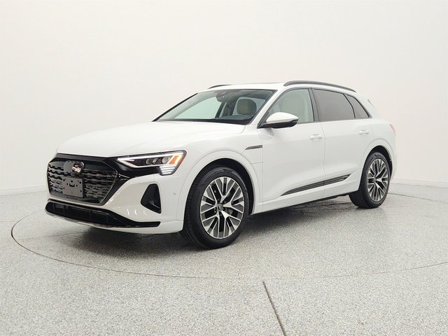 2024 Audi Q8 e-tron Premium Plus quattro
