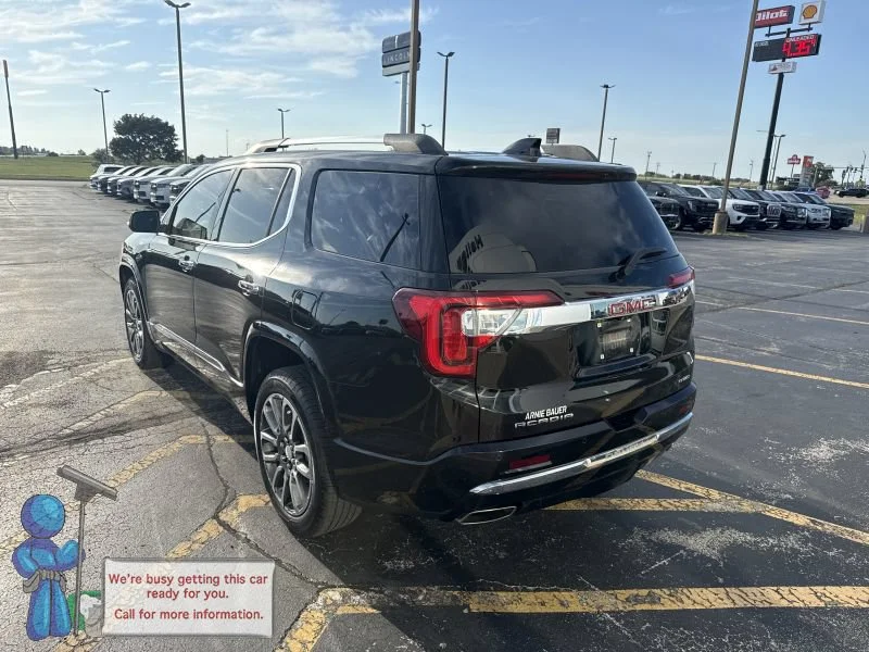 Used 2020 Ebony Twilight Metallic GMC Denali image 3