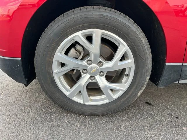 Used 2018 CAJUN RED TINTCOAT Chevrolet LT image 28