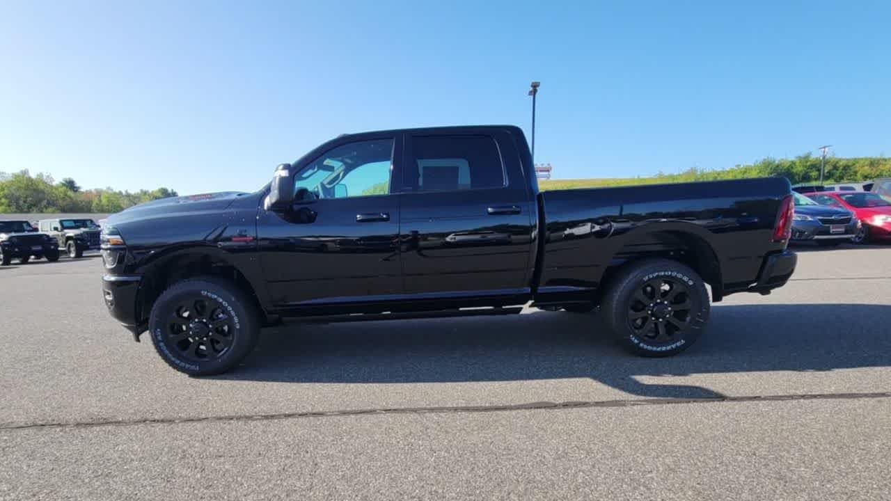 New 2026 Diamond Black Crystal Pearlcoat Ram Laramie image 9