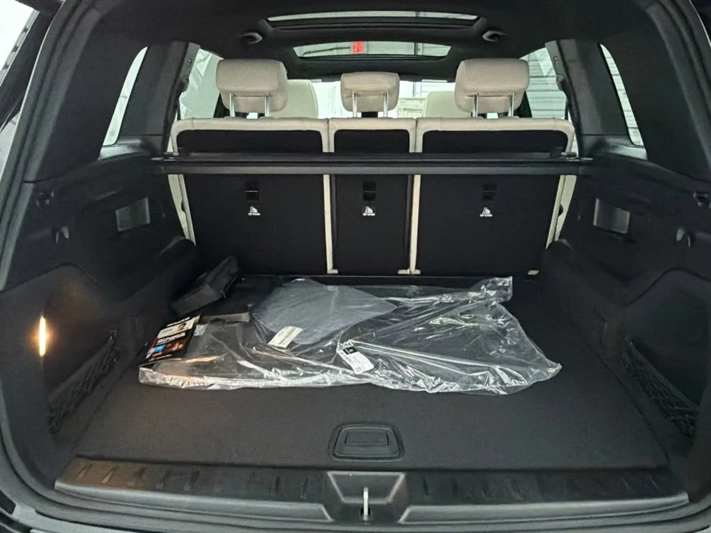 New 2026 Black Mercedes-Benz GLB 250 image 23