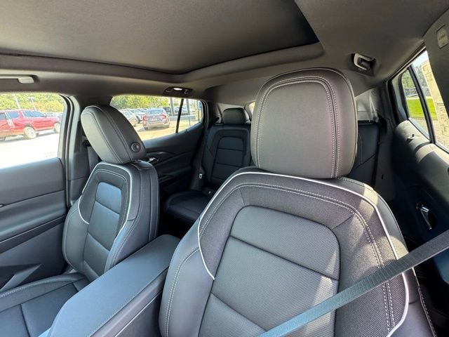 2025 Chevrolet Equinox EV 1LT - Photo 12