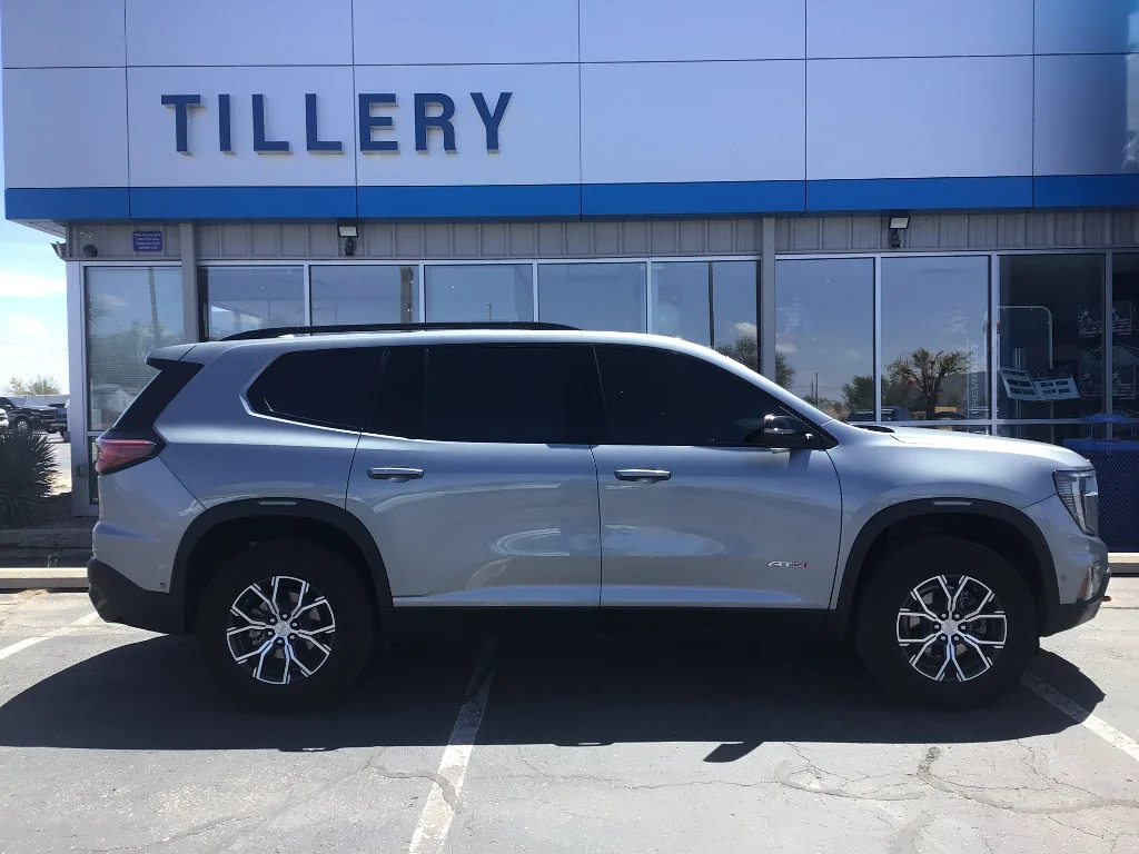 2024 GMC Acadia AT4 AWD's photo