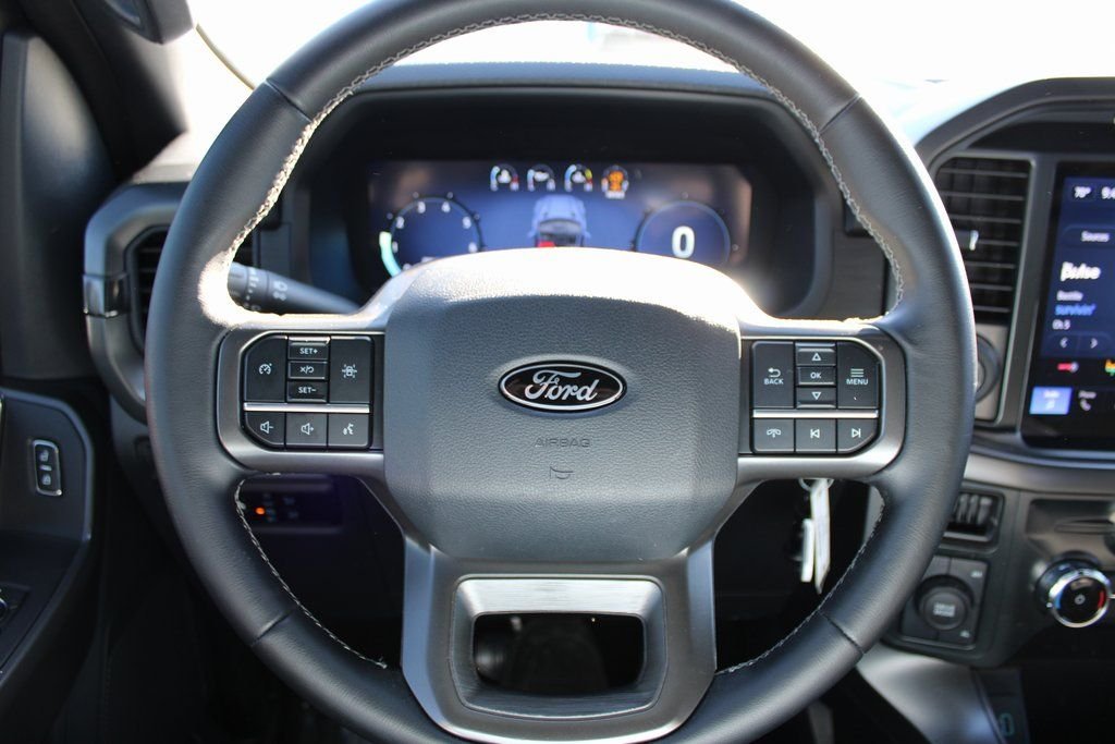 Used 2024  Ford XLT image 18