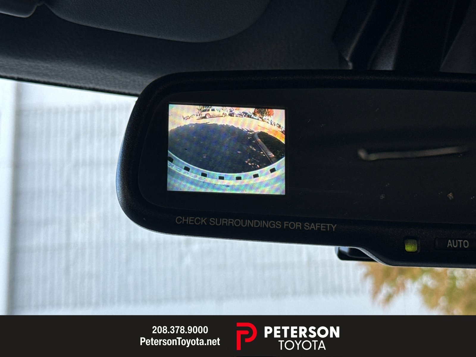 Used 2010  Toyota Base image 18