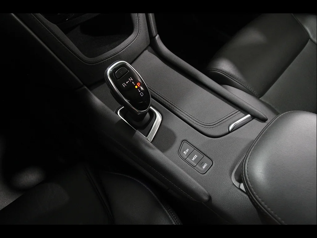 Used 2019 Stellar Black Metallic Cadillac Luxury image 16