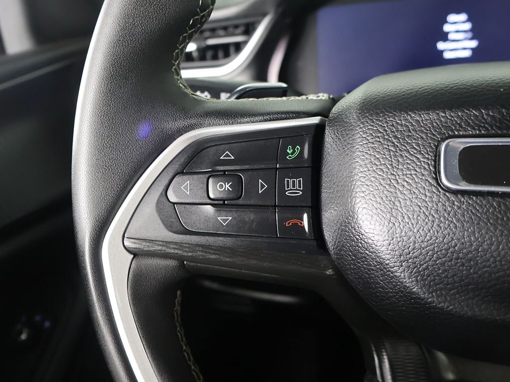 Used 2024 Gray Jeep Altitude X image 41
