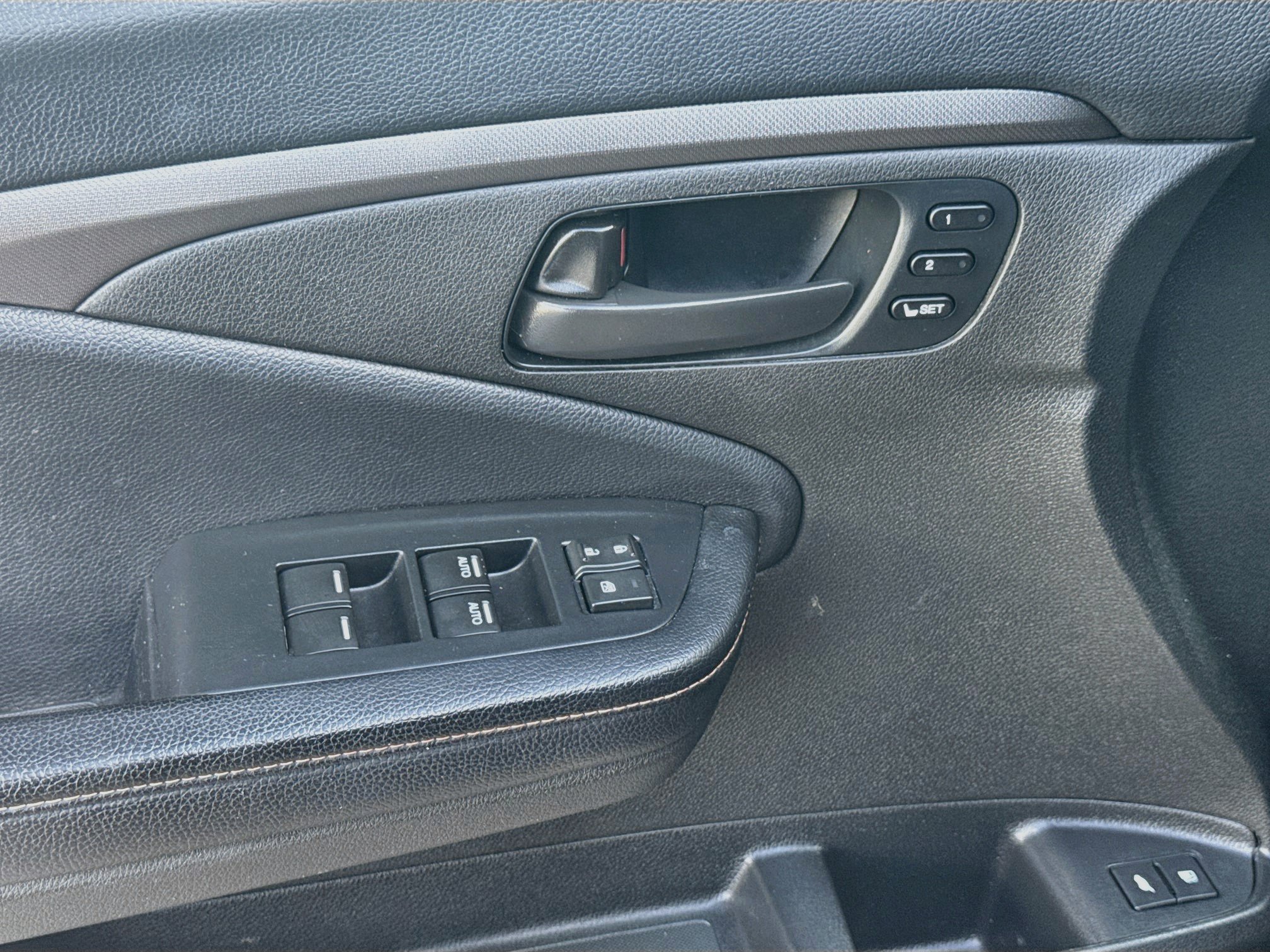 2022 Honda Pilot TrailSport - Photo 17