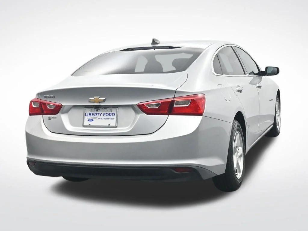 Used 2017 Silver Ice Metallic Chevrolet LS image 7