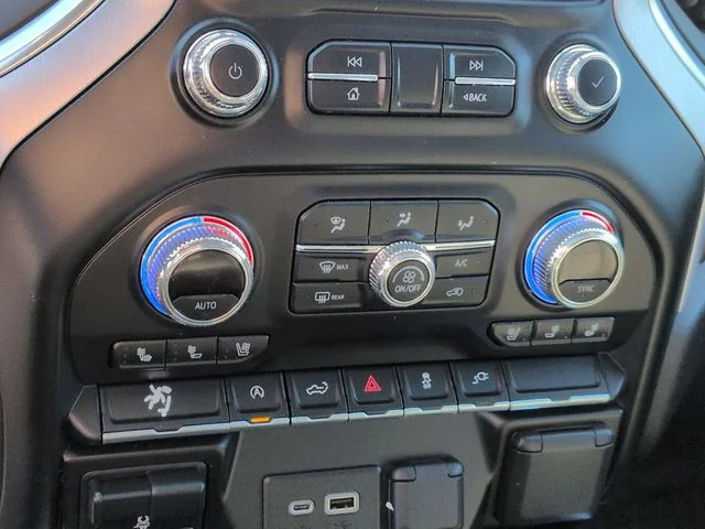 Used 2021 Blue GMC SLT image 24