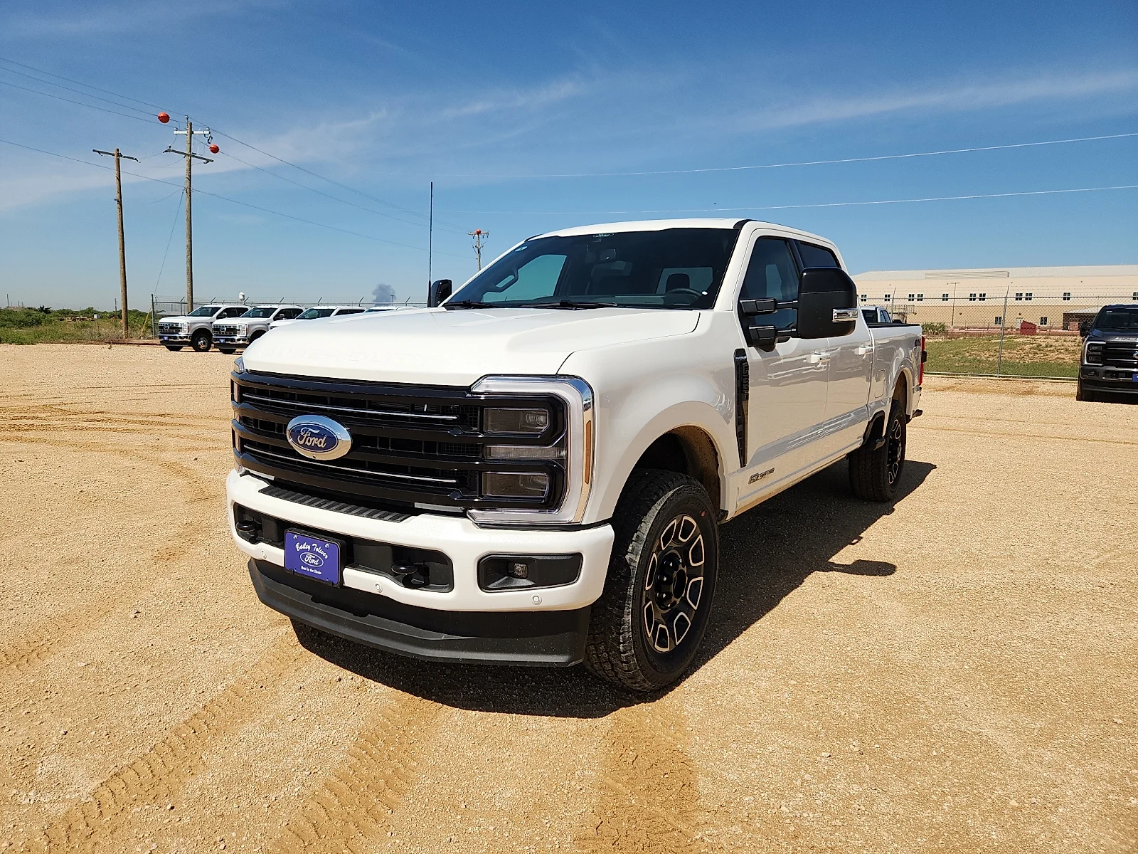 New 2026 Star White Metallic Tri-Coat Ford F-250® Platinum® image 3