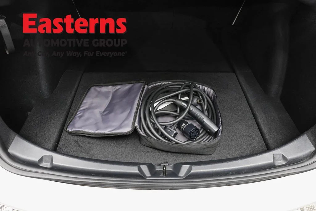 Used 2023 White Tesla Base image 9