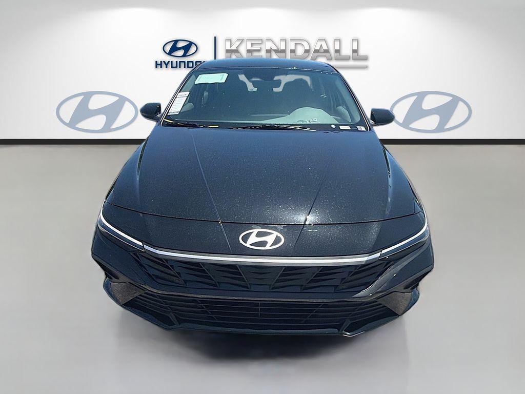 New 2026 Abyss Black Hyundai SEL Sport image 2