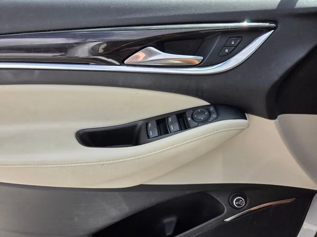 Used 2024 White Buick Essence image 15