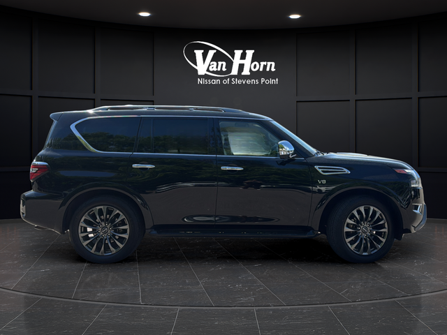 Used 2022 Super Black Nissan Platinum image 8