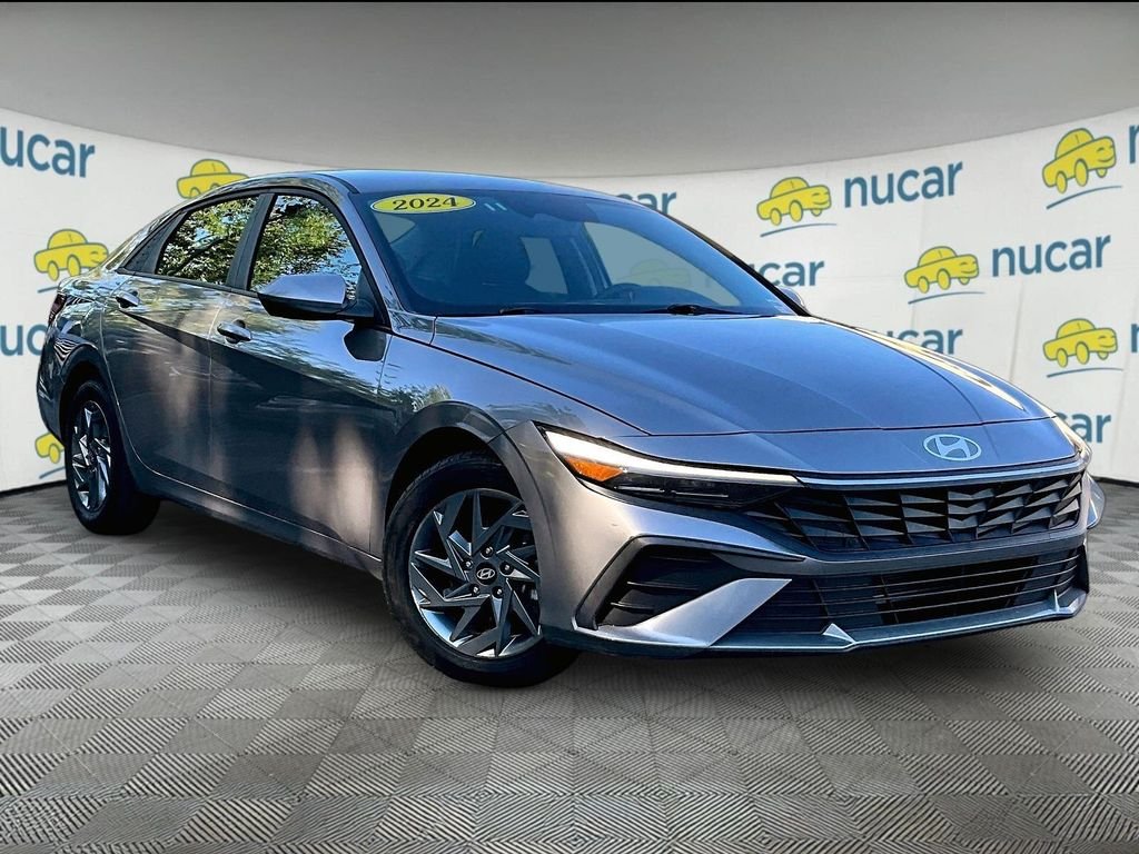 Used 2024 Fluid Metal Hyundai SEL image 1