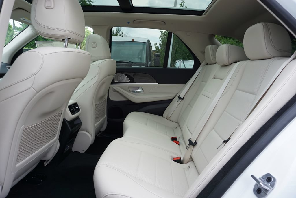 New 2026 Polar White Mercedes-Benz GLE 350 image 13
