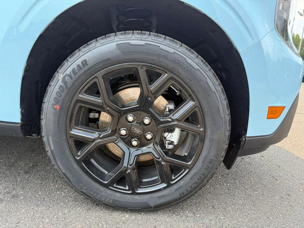 2026 Ford Maverick XLT - Photo 11